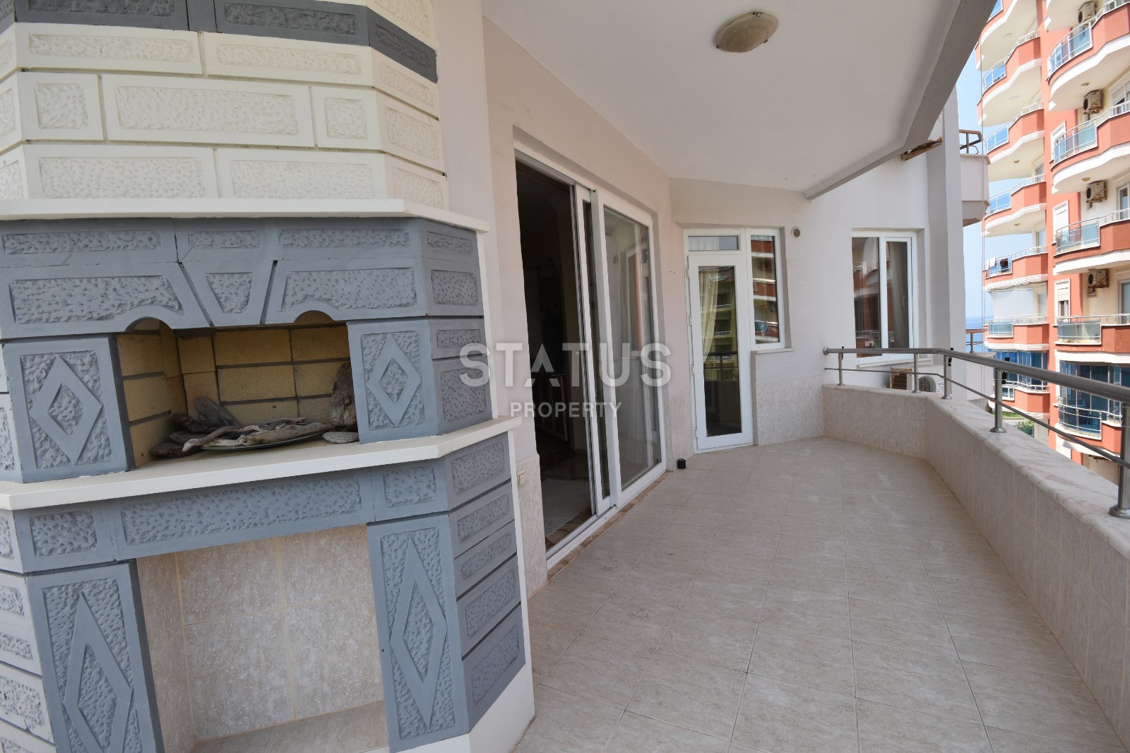 Three-room furnished apartment in the first coastline in Mahmutlar. 115m2 фото 13