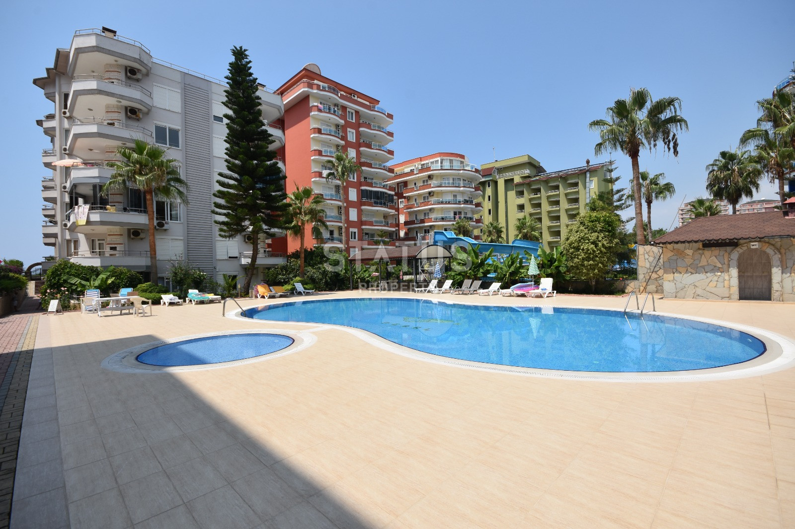 Three-room furnished apartment in the first coastline in Mahmutlar. 115m2 фото 30