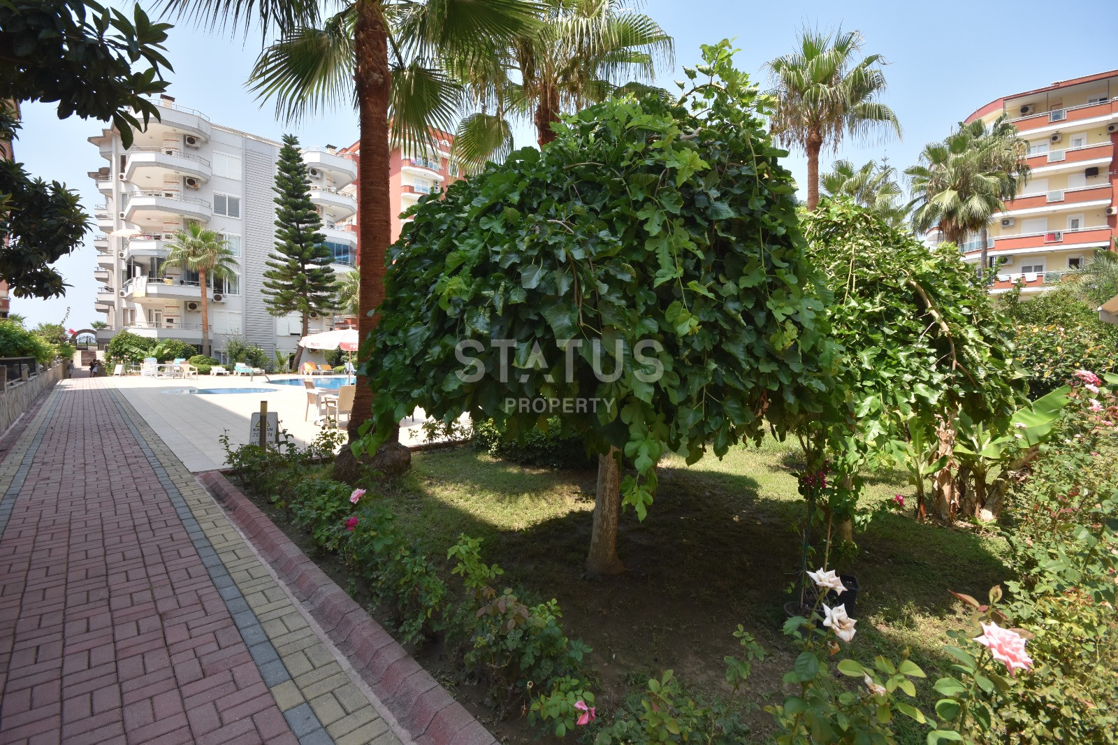 Three-room furnished apartment in the first coastline in Mahmutlar. 115m2 фото 33