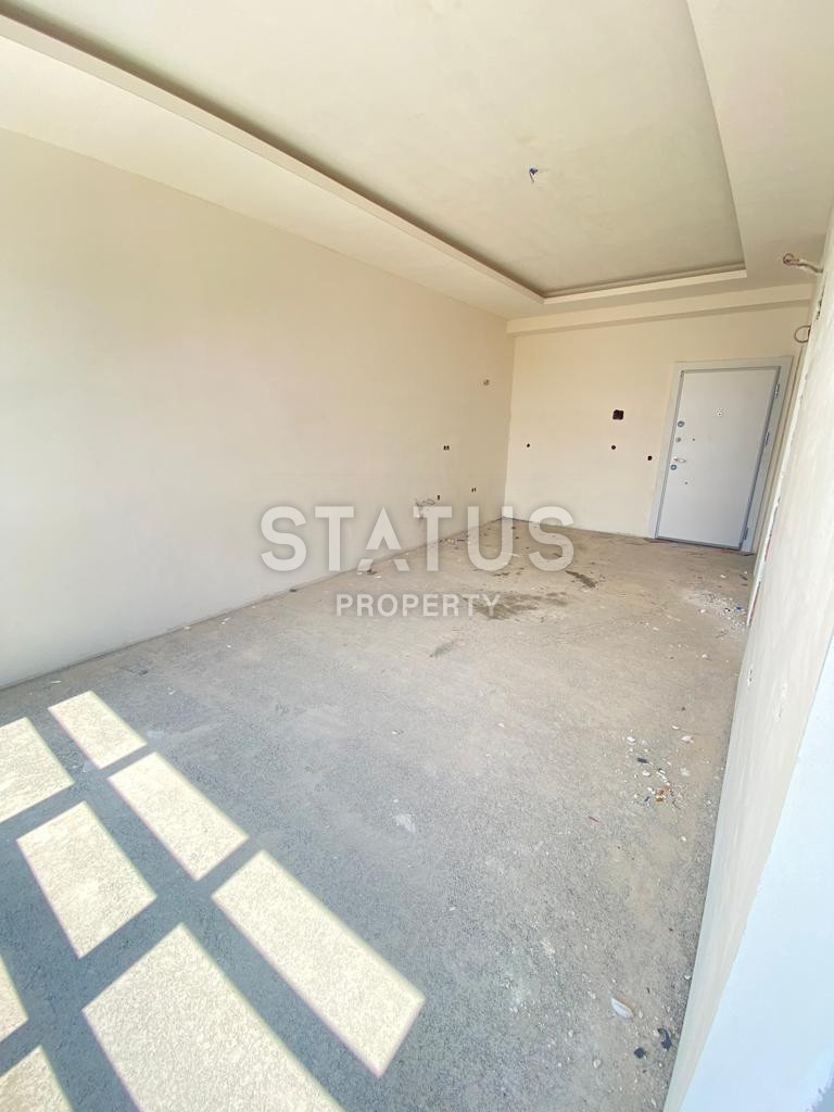 One-bedroom apartment in a residential complex on a pre-delivery basis in the upper OBE. 50m2 фото 3