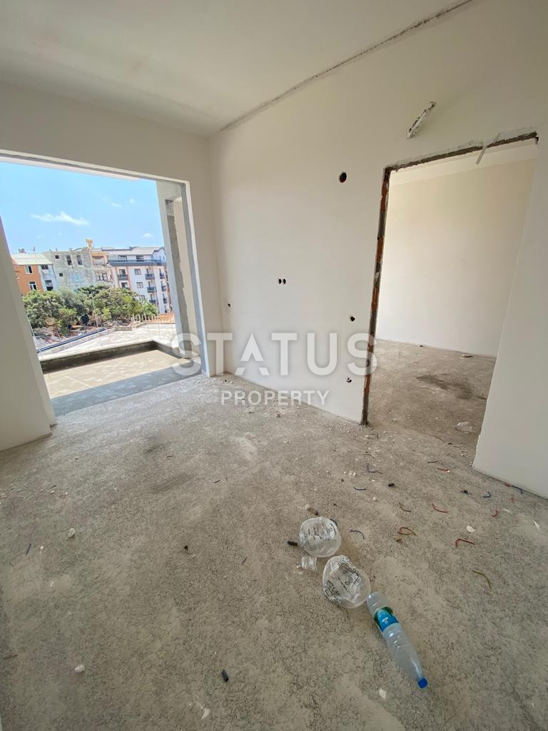 One-bedroom apartment in a residential complex on a pre-delivery basis in the upper OBE. 50m2 фото 5