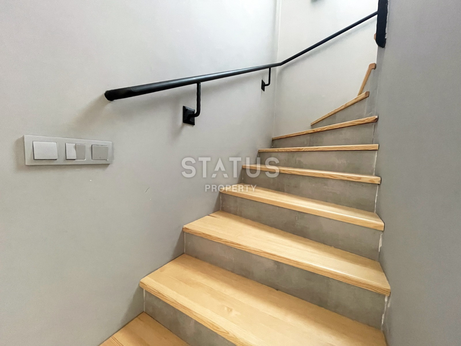 Three-level furnished villa with infrastructure in OBA. 352m2 фото 7