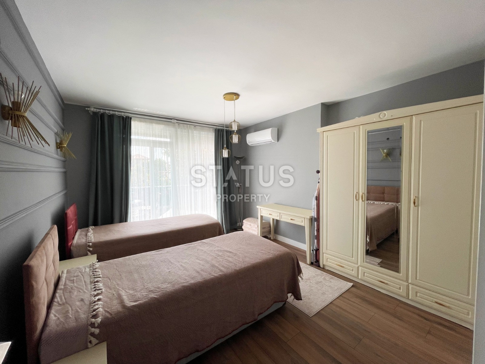 Three-level furnished villa with infrastructure in OBA. 352m2 фото 13