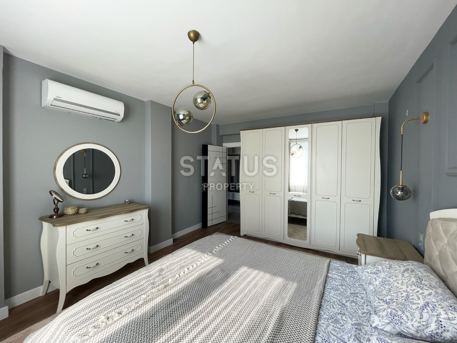 Three-level furnished villa with infrastructure in OBA. 352m2 фото 16