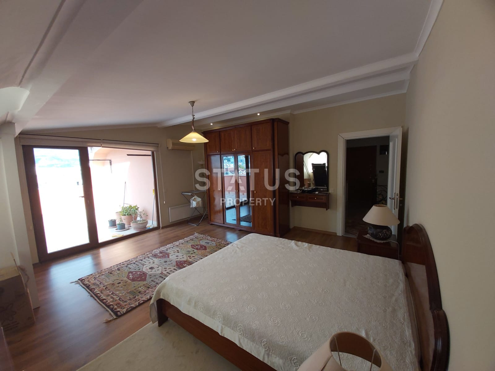 Six-room duplex 500m from the sea in OBA. 320m2 фото 4