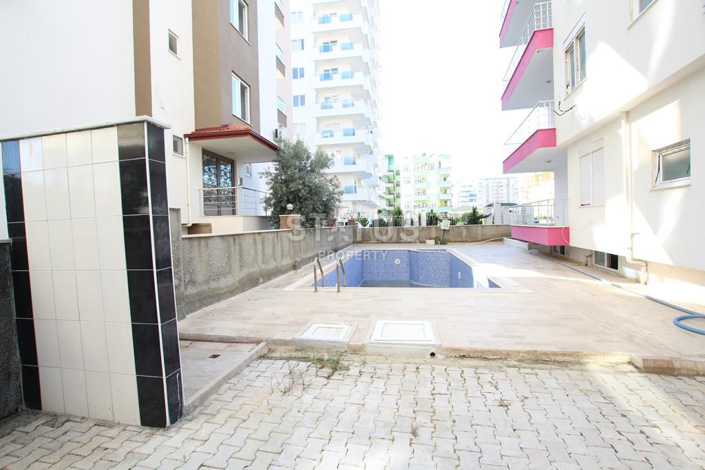1+1 apartment in Mahmutlare 300 m from the sea, 65 m2 фото 13