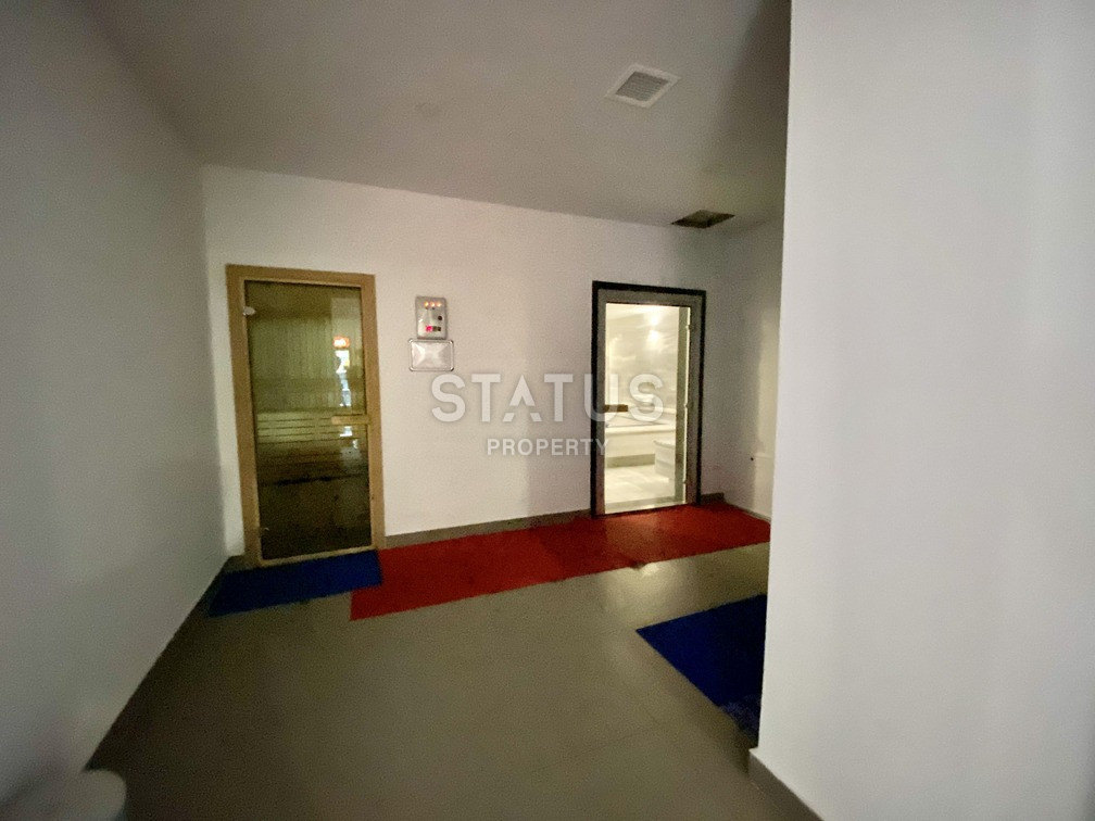 Уютная светлая трёхкомнатная квартира в первой береговой линии в Махмутларе. 85м2 фото 9