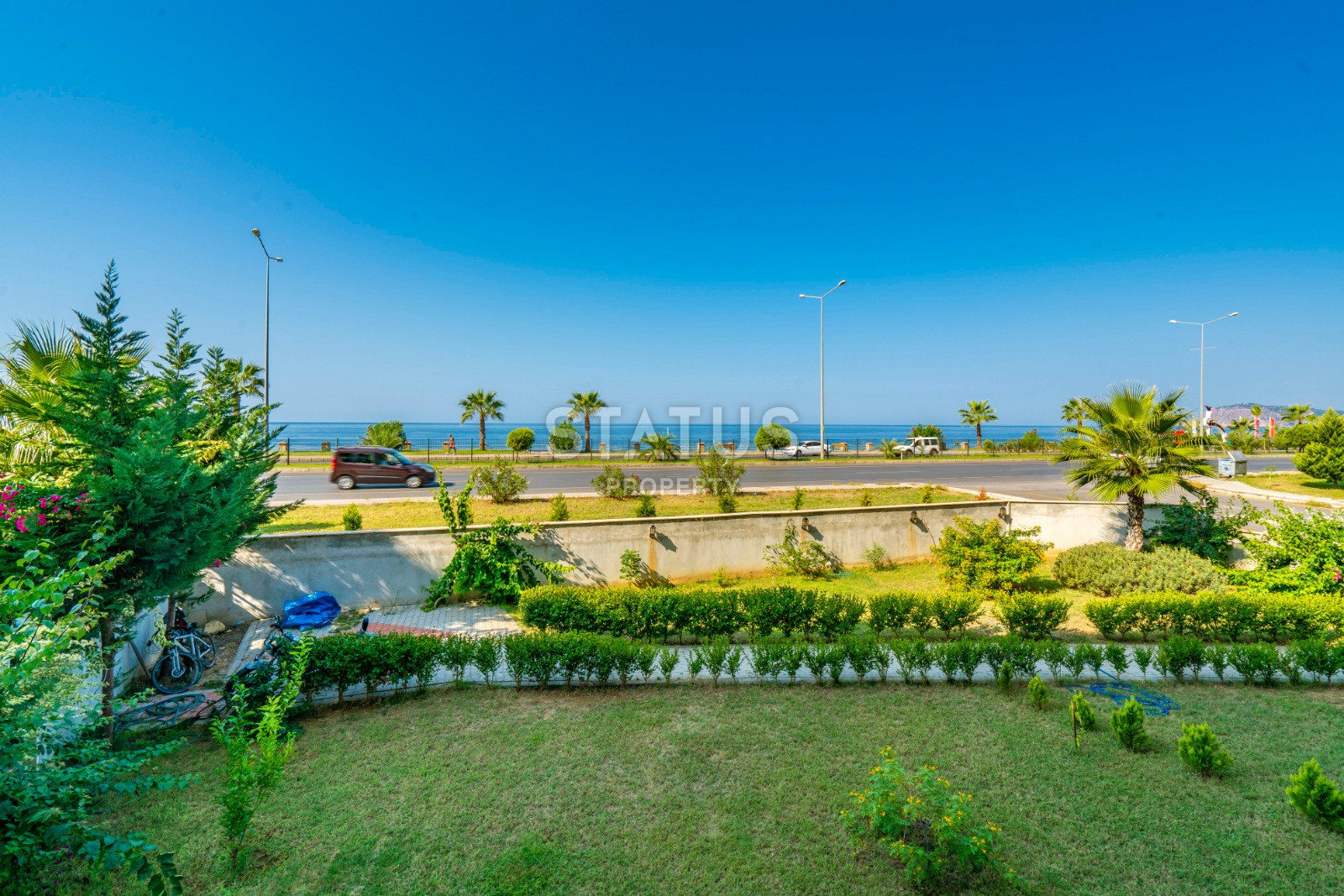 Огромный садовый дуплекс на первой береговой линии в Кестеле. фото 21