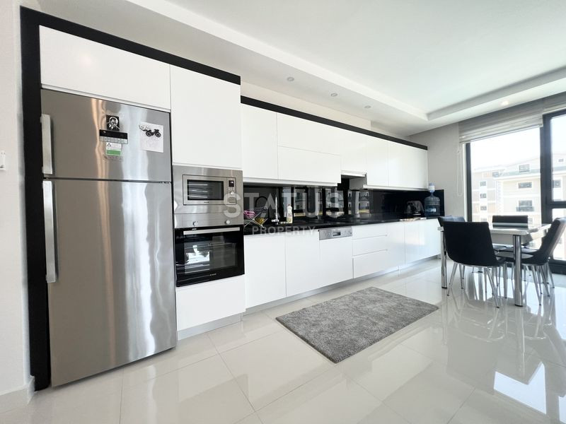 Трёхкомнатная меблированная квартира в 200м от моря в Каргыджаке. 120м2 фото 11