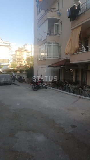 Трехкомнатная квартира с мебелью в центральном районе Алании, 120 м2 фото 1