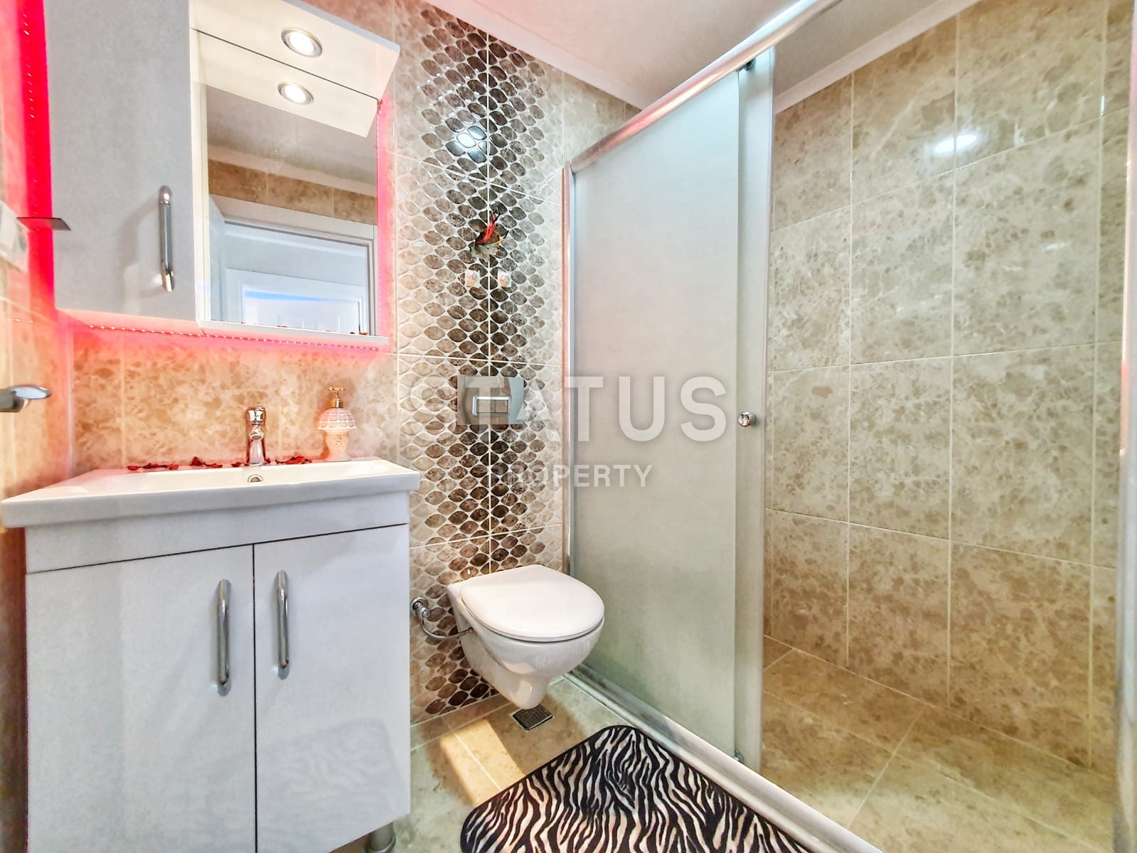 Квартиры в новом комплексе с мебелью и техникой в Махмутларе 60 кв.м. фото 9