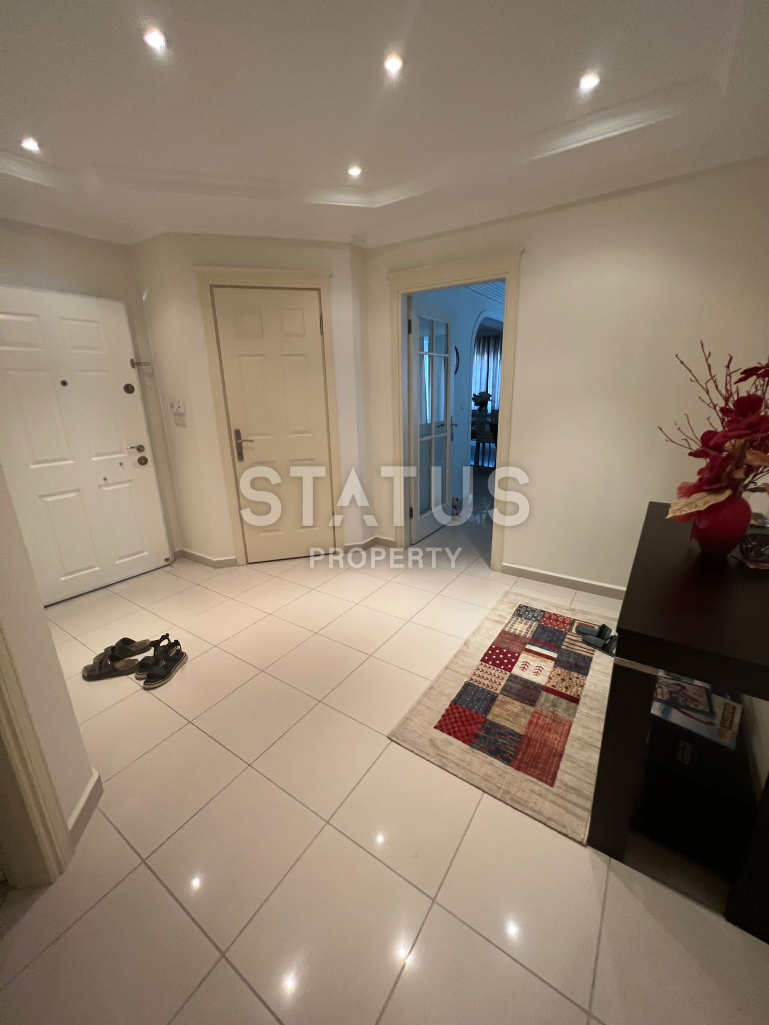 Меблированные апартаменты с видом на горы и море в Махмутларе. 210м2. фото 12