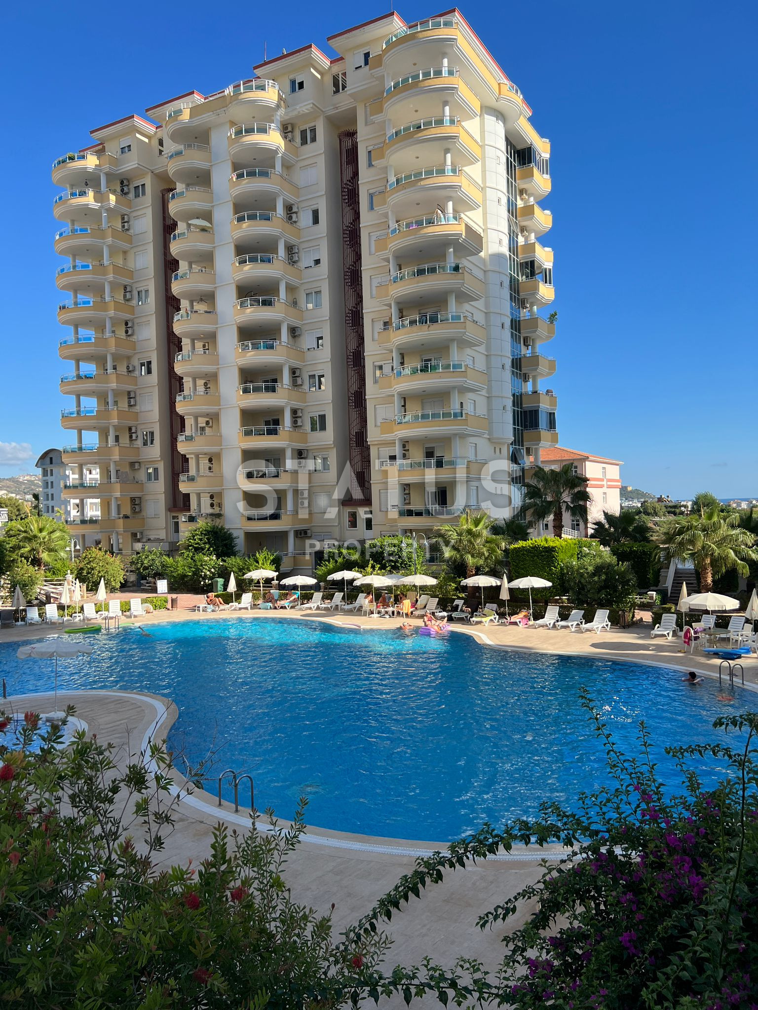 Меблированные апартаменты с видом на горы и море в Махмутларе. 210м2. фото 35