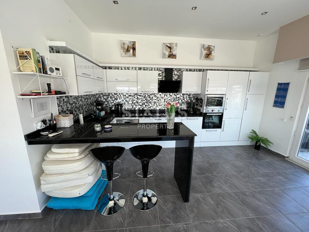 Трехкомнатные апартаменты в комплексе премиум класса в самом центре Алании в 250 метрах от пляжа Клеопатры. 190м2 фото 3