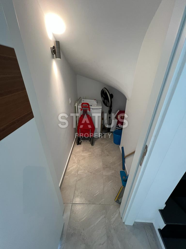 Трехкомнатные апартаменты в комплексе премиум класса в самом центре Алании в 250 метрах от пляжа Клеопатры. 190м2 фото 4