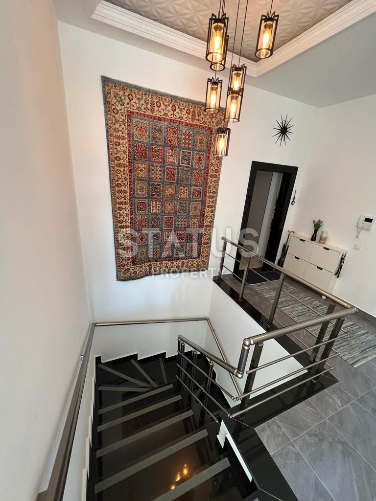 Трехкомнатные апартаменты в комплексе премиум класса в самом центре Алании в 250 метрах от пляжа Клеопатры. 190м2 фото 10