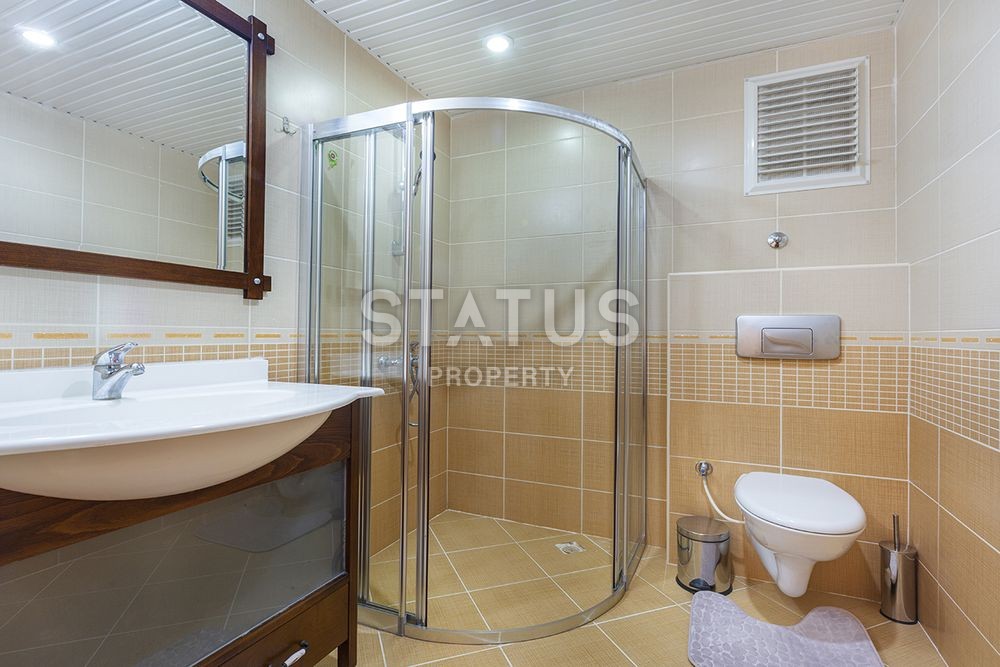 Стильная трехкомнатная квартира на первой береговой линии в Махмутларе, 120 м2 фото 15