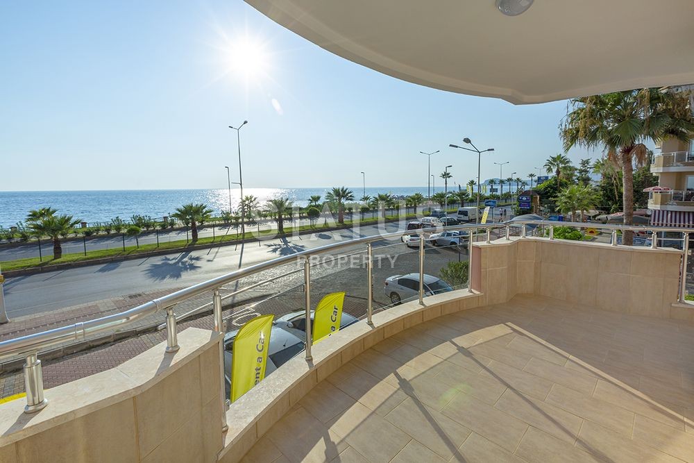 Стильная трехкомнатная квартира на первой береговой линии в Махмутларе, 120 м2 фото 18