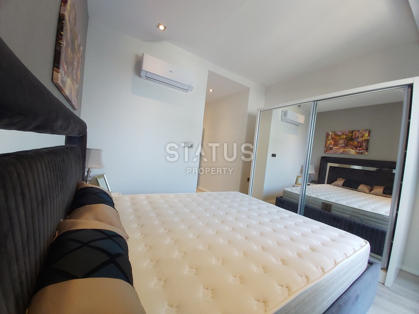 Three-room furnished apartment with a separate kitchen in a residential complex in Mahmutlar. 130m2 фото 9