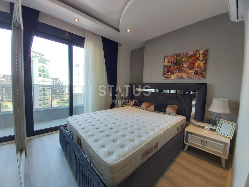 Three-room furnished apartment with a separate kitchen in a residential complex in Mahmutlar. 130m2 фото 10