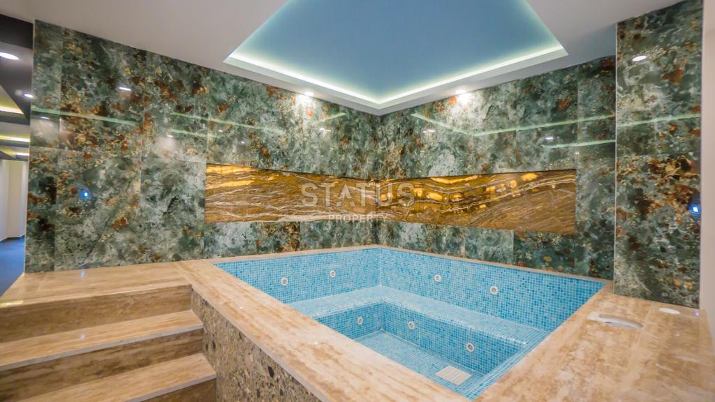 Three-room furnished apartment with a separate kitchen in a residential complex in Mahmutlar. 130m2 фото 13