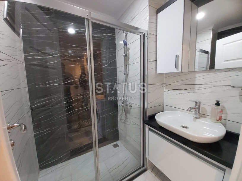 Three-room furnished apartment with a separate kitchen in a residential complex in Mahmutlar. 130m2 фото 24