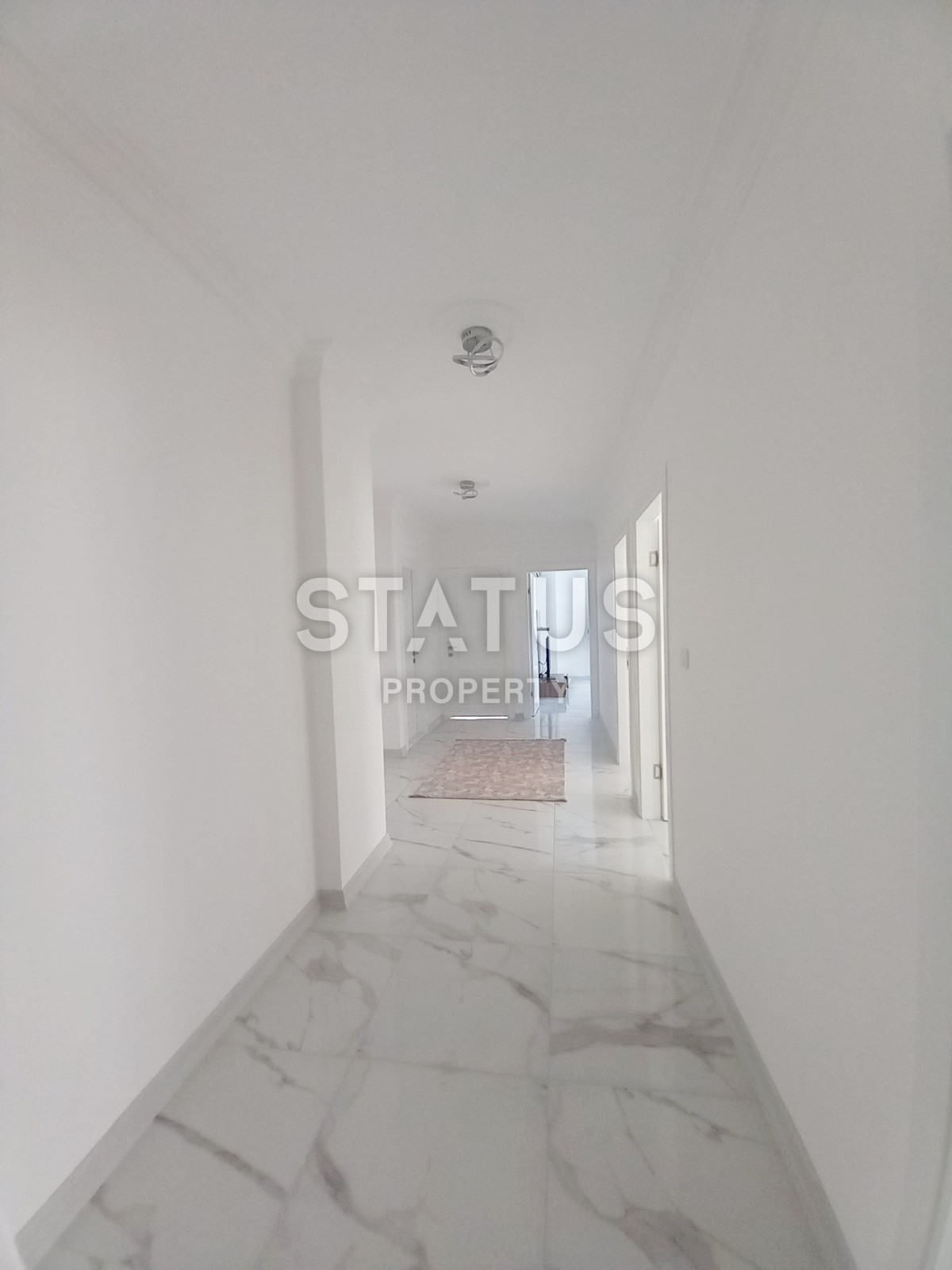 Апартаменты 4+1 в 200 метрах от моря по улице Барбаросса, р-н Махмутлар. 165м2. фото 3