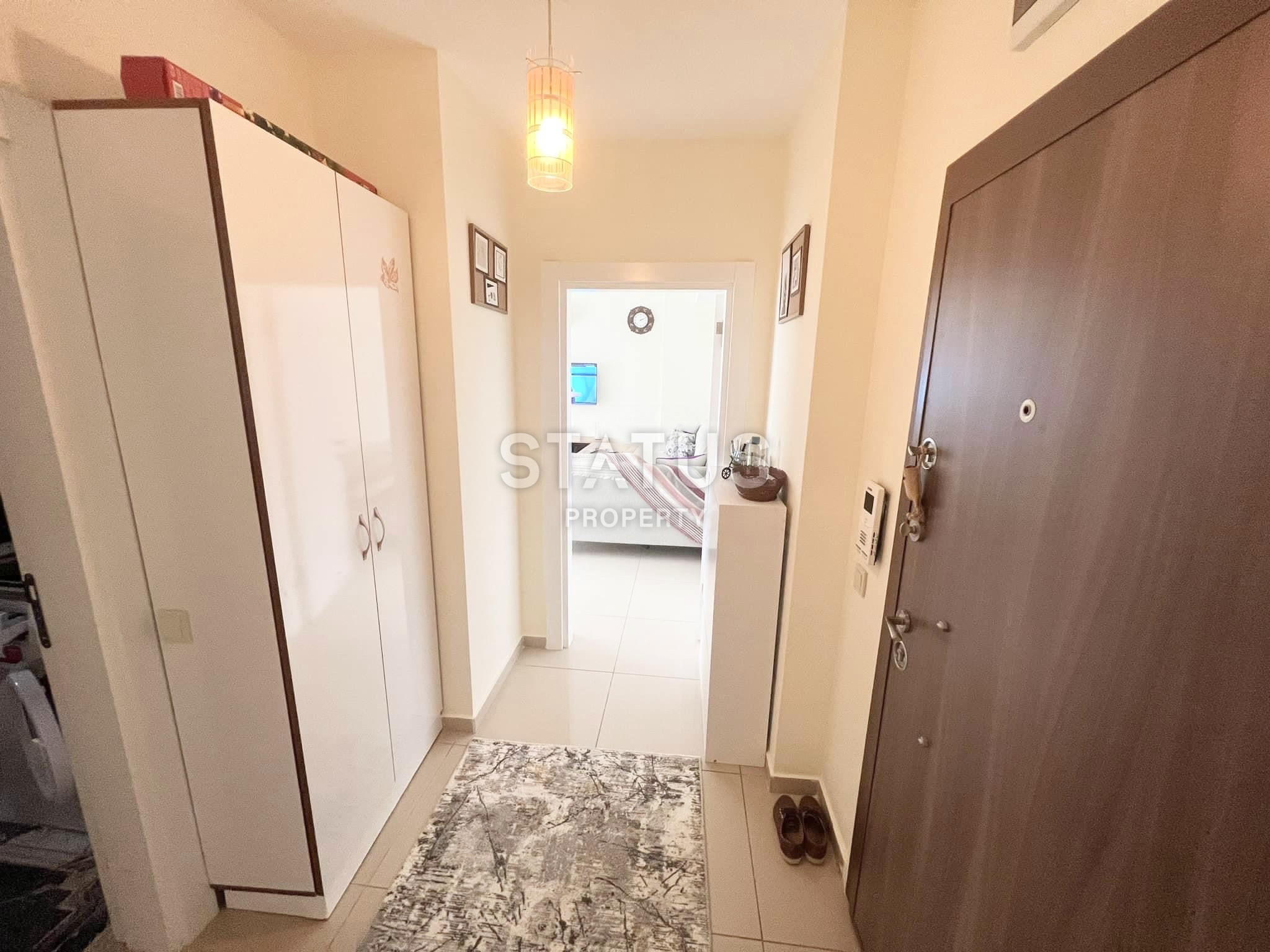 Меблированная квартира в 150 метрах от средиземного моря в Районе Кестель. 75 м2 фото 5