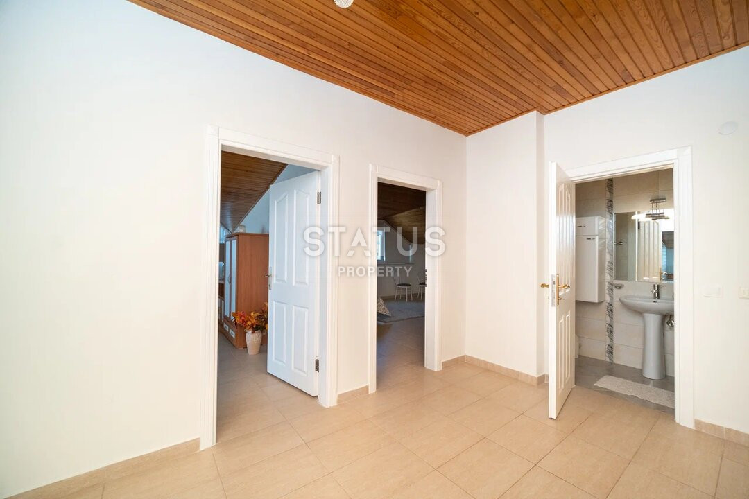 Меблированная квартира в легендарном комплексе в Джикджилли. 220 м2 фото 21