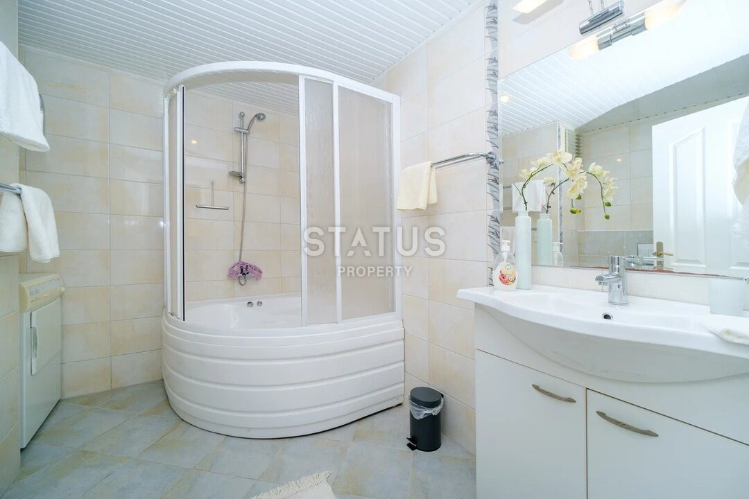 Меблированная квартира в легендарном комплексе в Джикджилли. 220 м2 фото 30