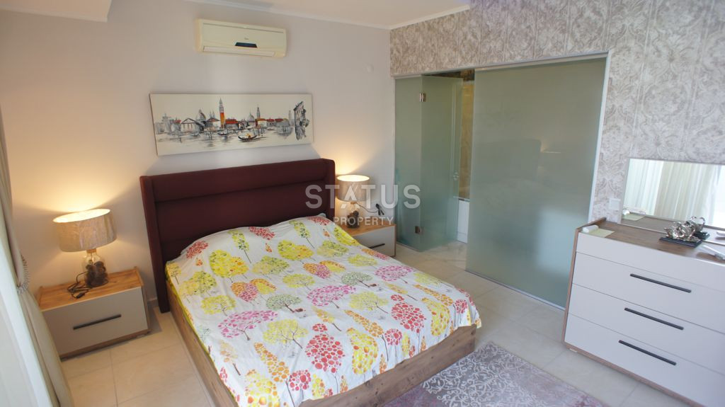 Пятикомнатные апартаменты с мебелью в ЖК с инфраструктурой в районе Авсаллар. 220м2 фото 25