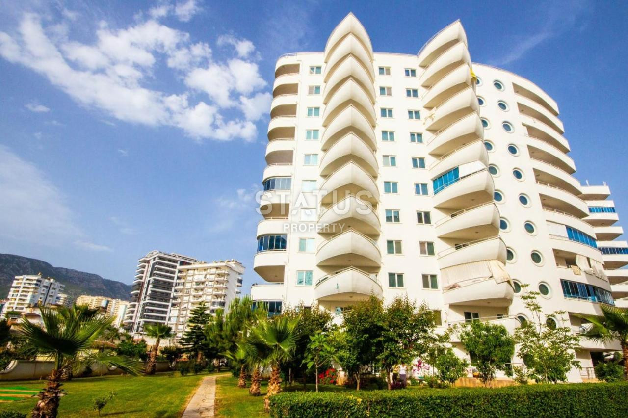 Furnished 3+1 apartments in a complex with a rich infrastructure in Mahmutlar. 160 m2. фото 4