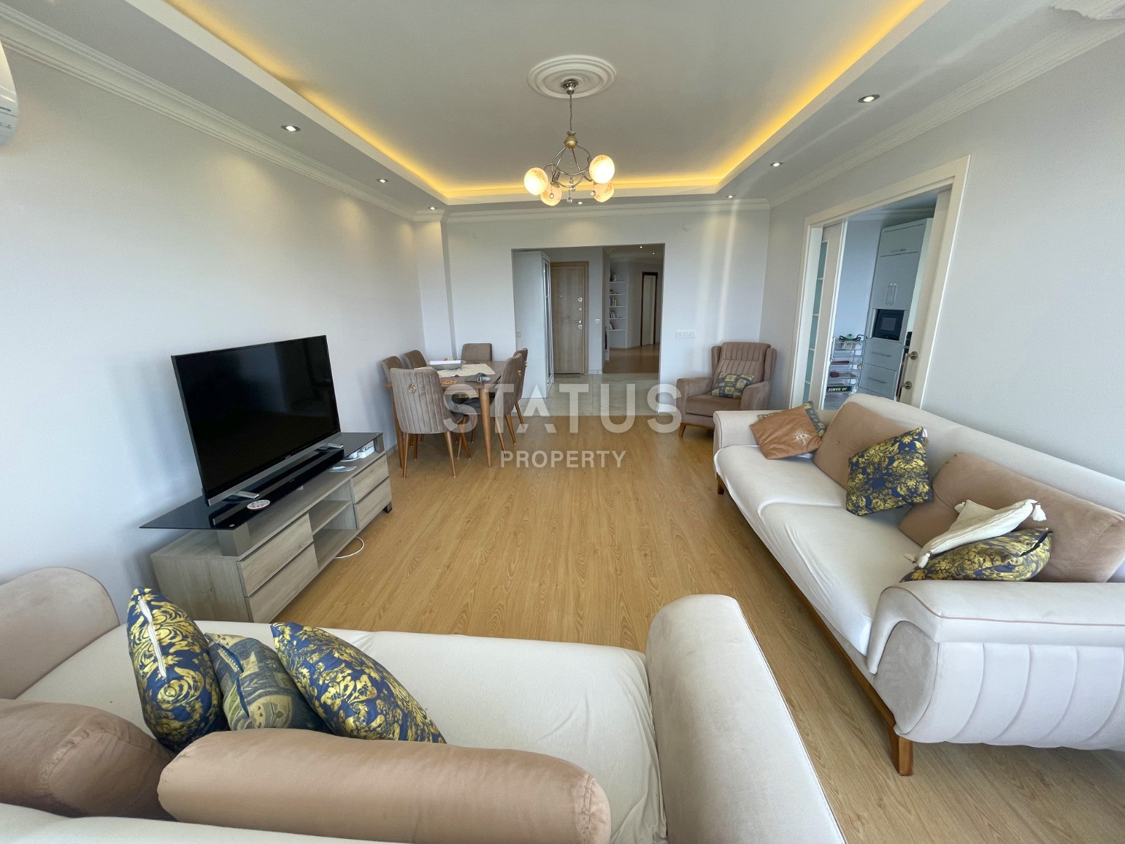 Four-room furnished apartment overlooking the Cleopatra beach. 200m2 фото 5