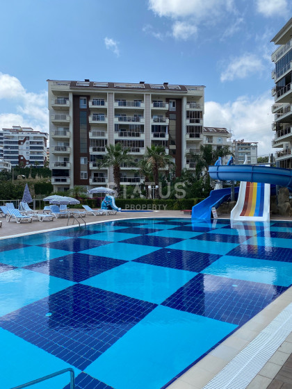Трёхкомнатная меблированная квартира в известном ЖК в Авсалларе. 70м2 фото 1