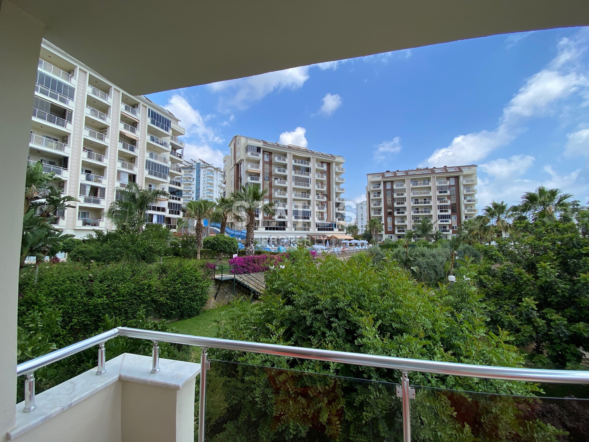 Трёхкомнатная меблированная квартира в известном ЖК в Авсалларе. 70м2 фото 4