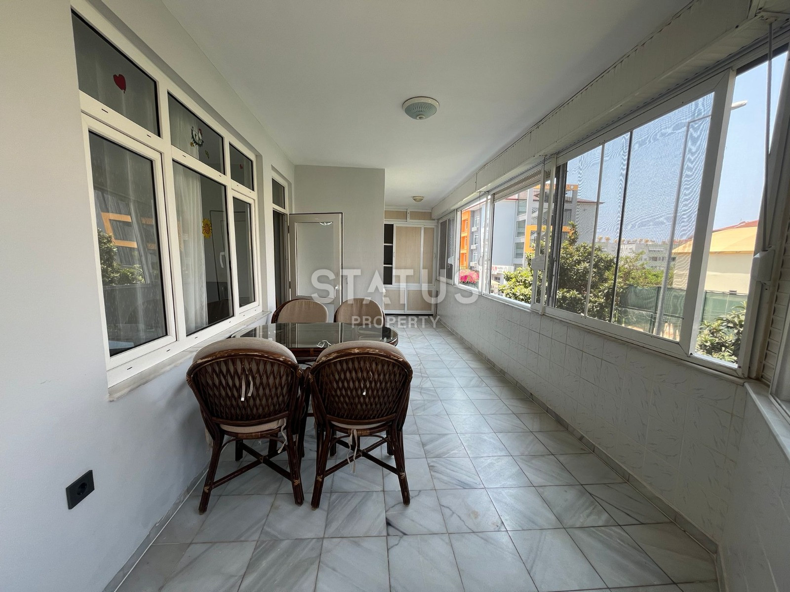 Уютная трёхкомнатная квартира с хорошим расположением в нижней ОБЕ. 100м2 фото 18