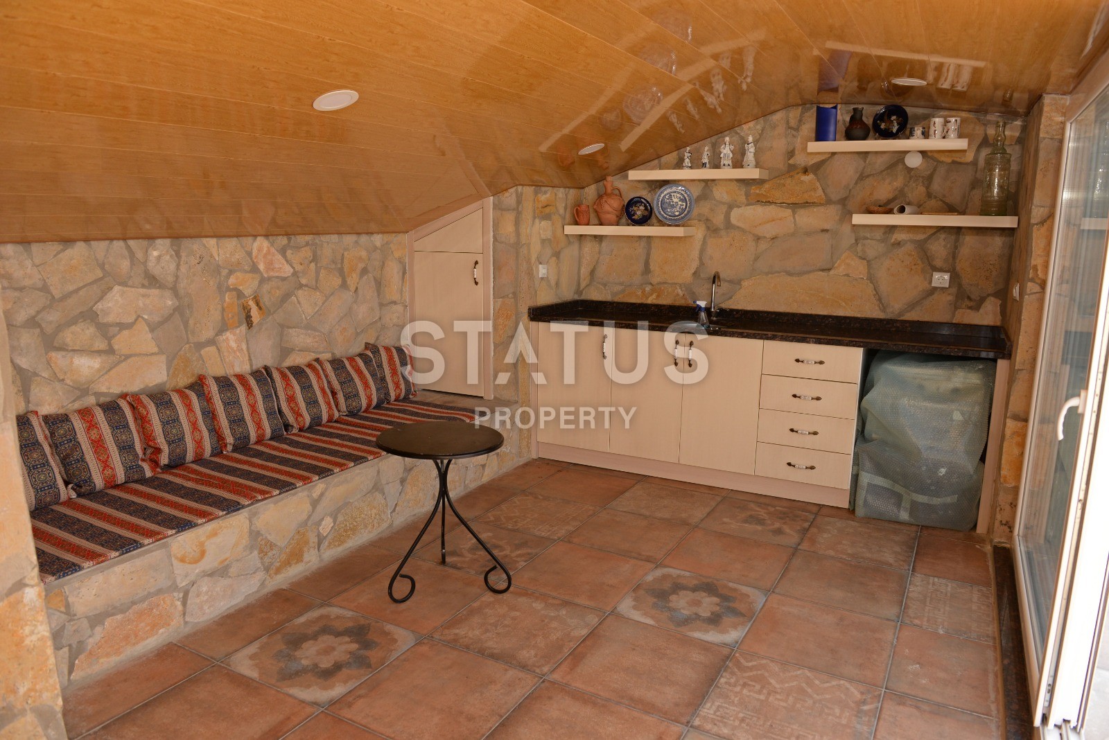 Three-level furnished villa with a sea view, Kargizdak, 190 m2 фото 7