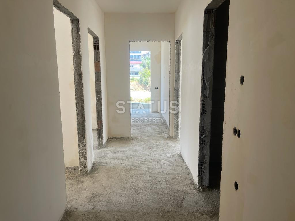 Трёхкомнатная квартира на этапе пред сдачи в районе Оба. 90м2 фото 2