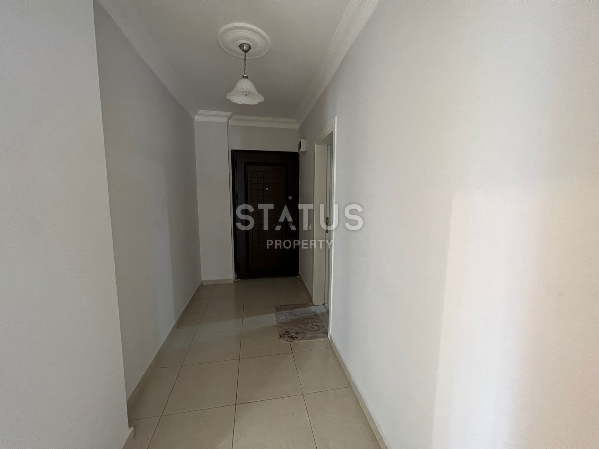 Квартира 1+1 на улице Барбаросса в районе Махмутлар, 75 м2. фото 2