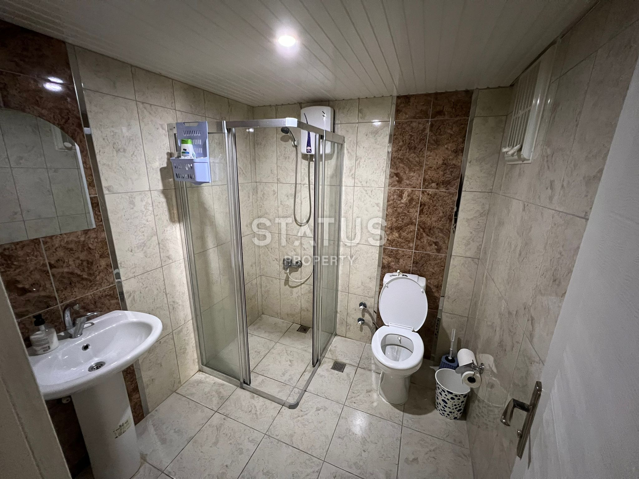 Квартира 1+1 на улице Барбаросса в районе Махмутлар, 75 м2. фото 13