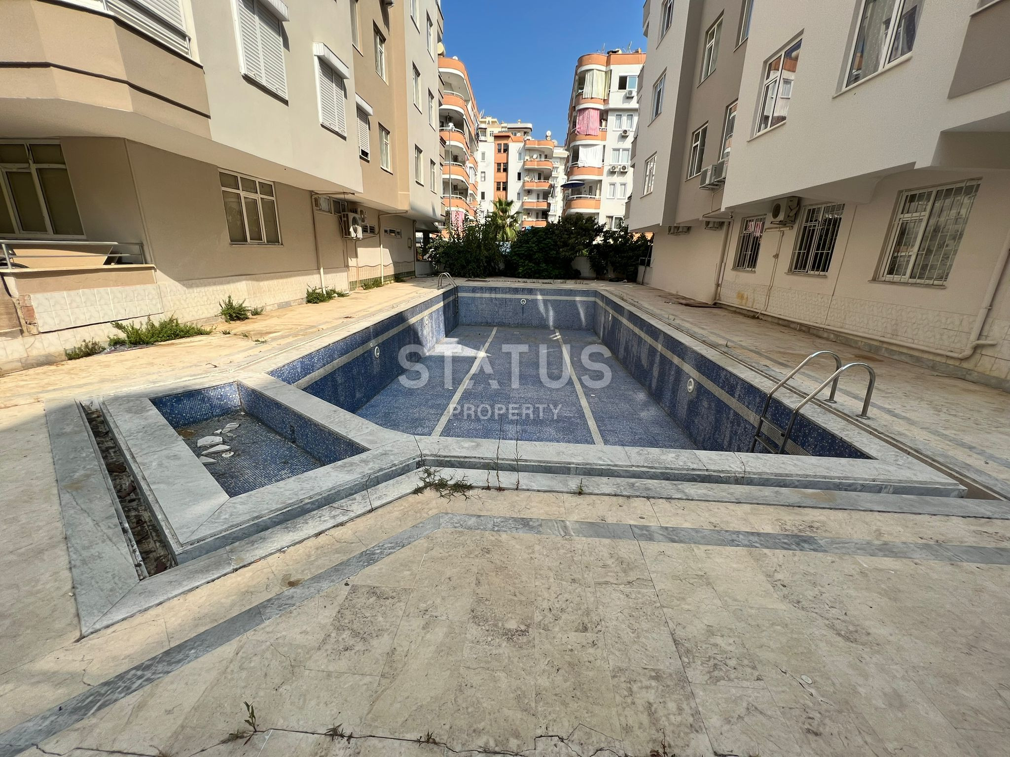 Квартира 1+1 на улице Барбаросса в районе Махмутлар, 75 м2. фото 17