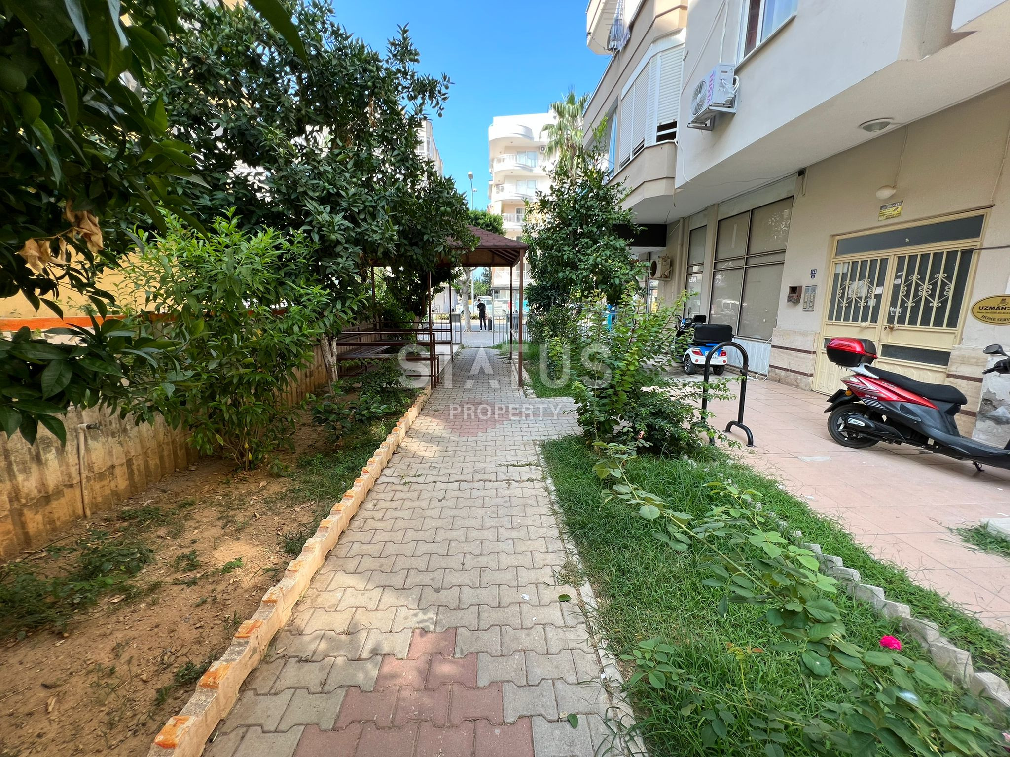 Квартира 1+1 на улице Барбаросса в районе Махмутлар, 75 м2. фото 19