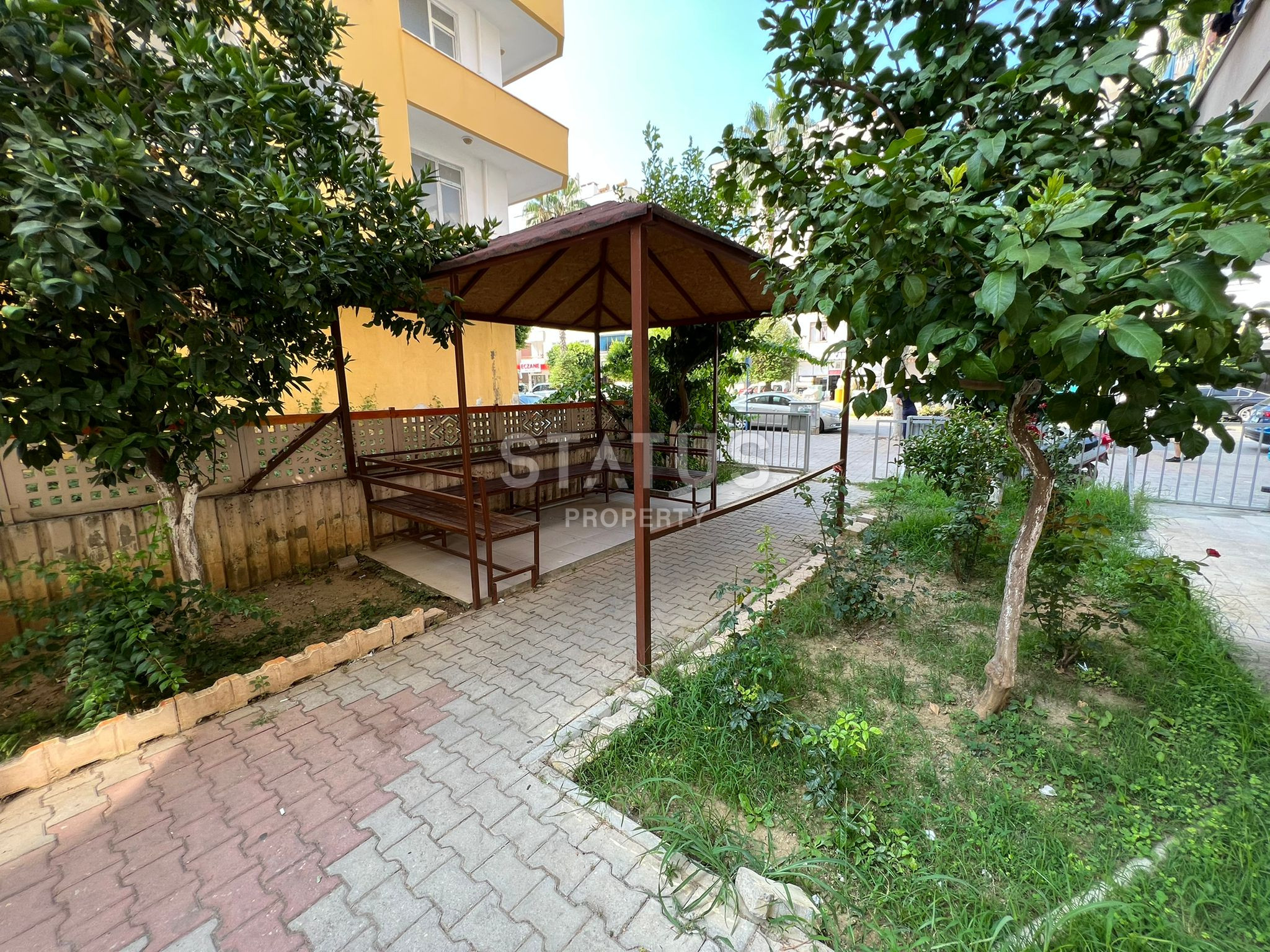 Квартира 1+1 на улице Барбаросса в районе Махмутлар, 75 м2. фото 20