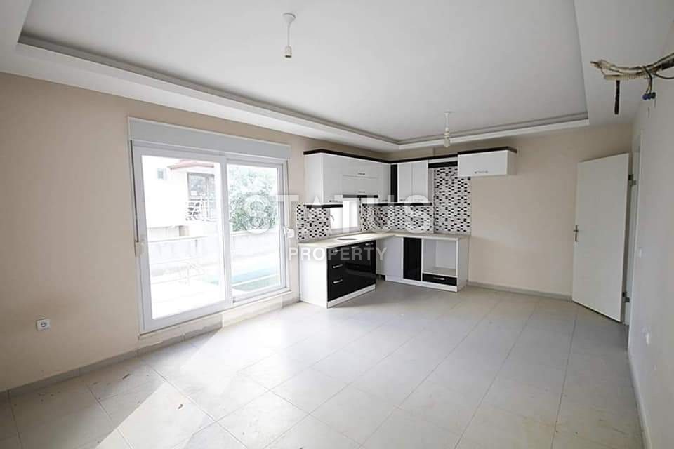 Недорогая двухкомнатная квартира в новом комплексе с бассейном! Махмутлар! 70 кв. м. фото 3