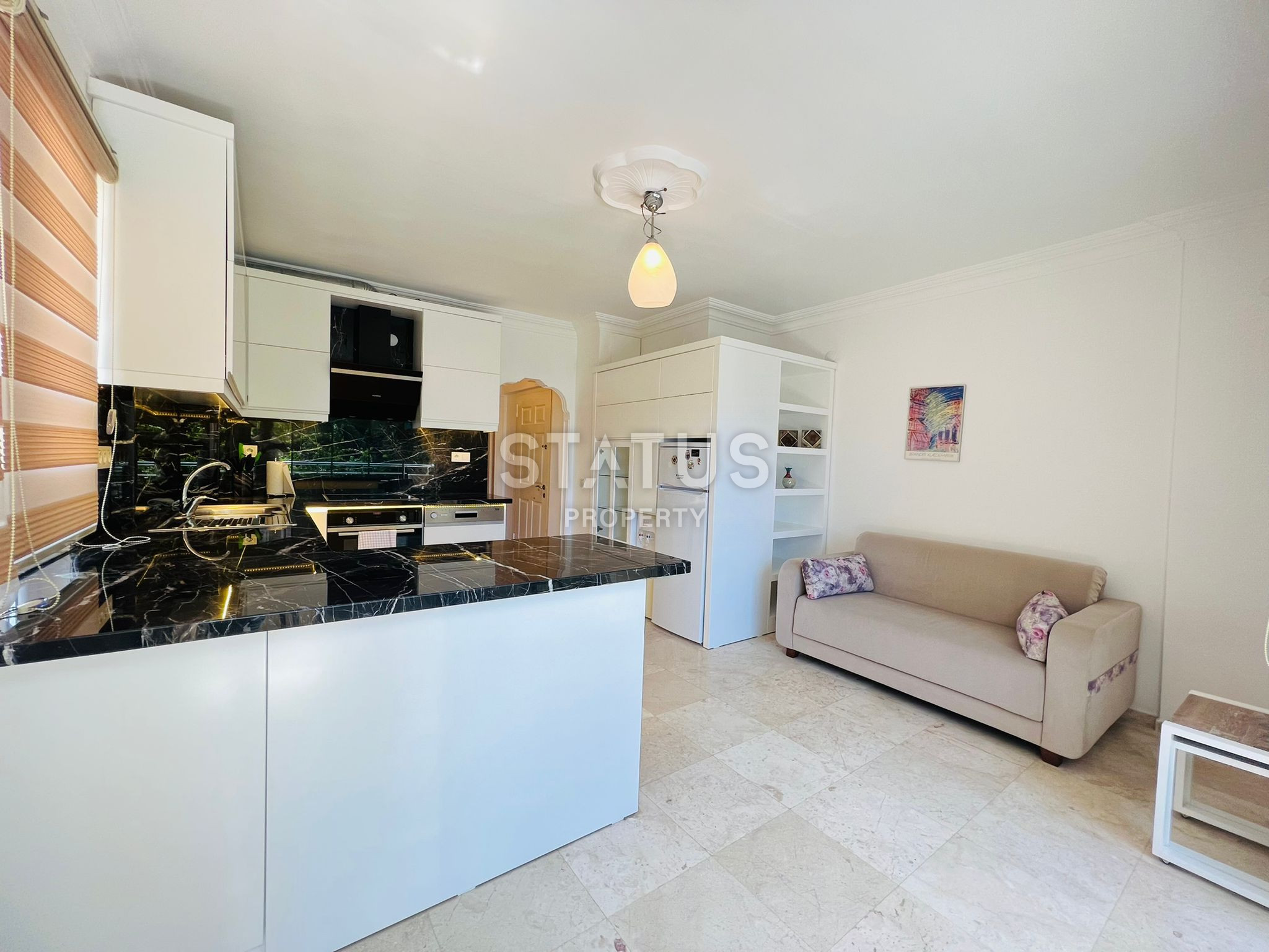 Spacious apartments 1+1 with new furniture and appliances 50m from the sea in OBA. 70m2 фото 13