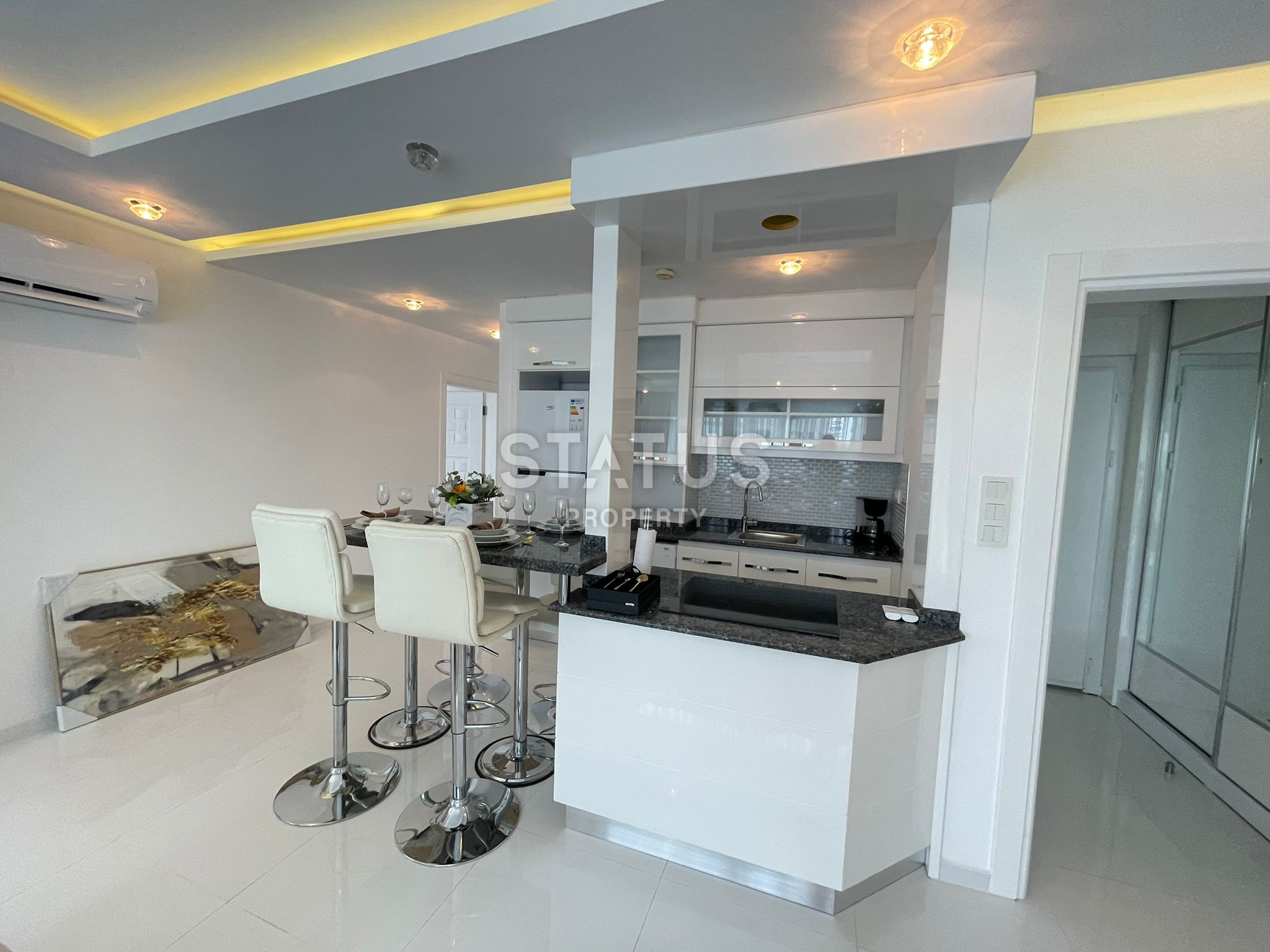 Трёхкомнатная квартира в 50 метрах от моря в районе Кестель. 115м2. фото 7