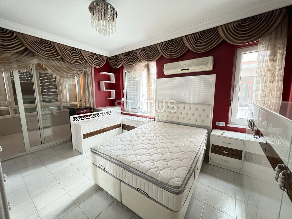 Four-room apartment 50m from the beach in the center of Alanya. 160m2 фото 9