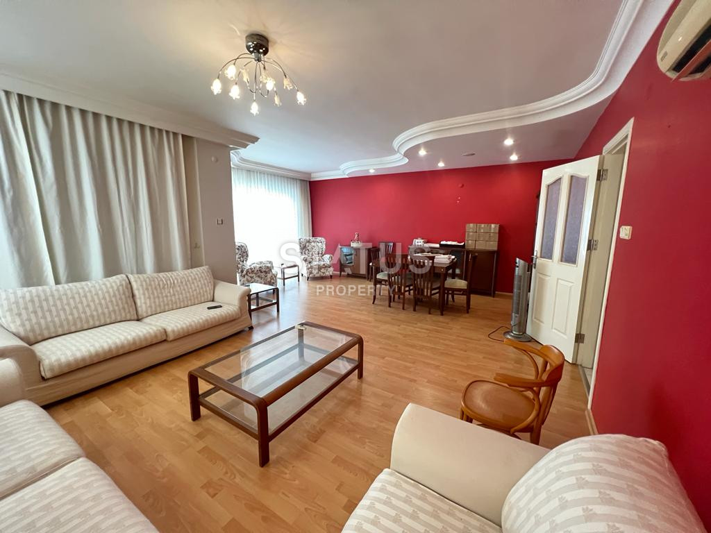 Four-room apartment 50m from the beach in the center of Alanya. 160m2 фото 18