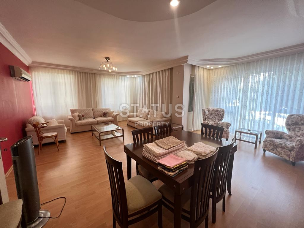 Four-room apartment 50m from the beach in the center of Alanya. 160m2 фото 24