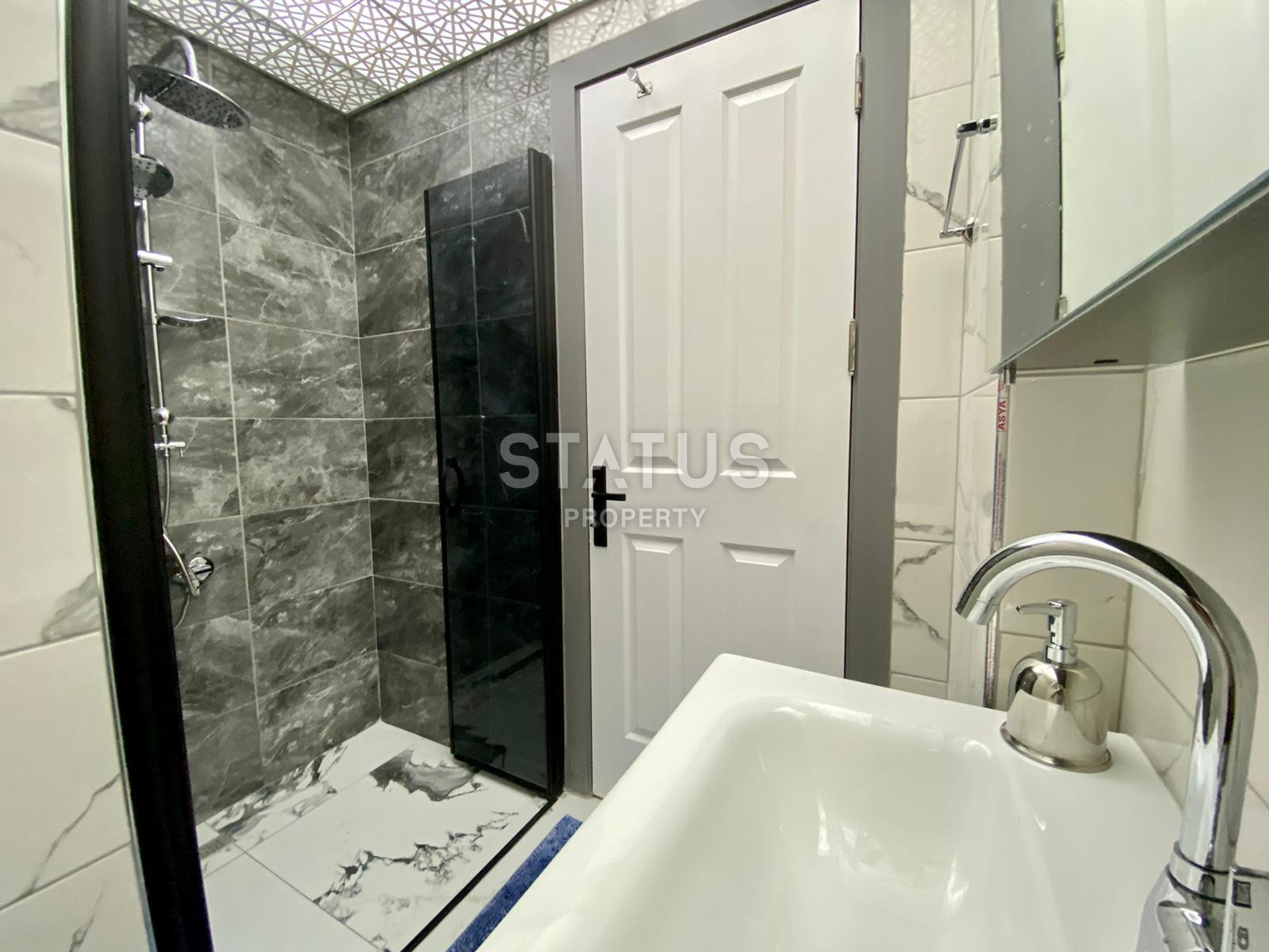 Beautiful three-room apartment in the OBA area. 115m2 фото 17